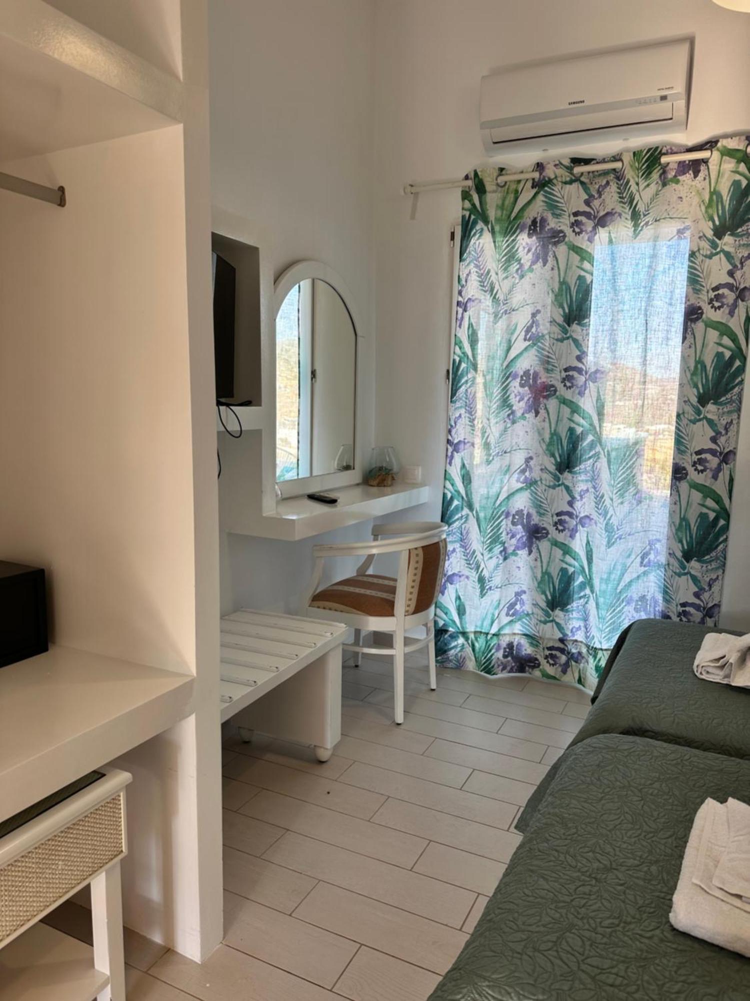 Ene'S Mykonos Apartment Klouvas ภายนอก รูปภาพ