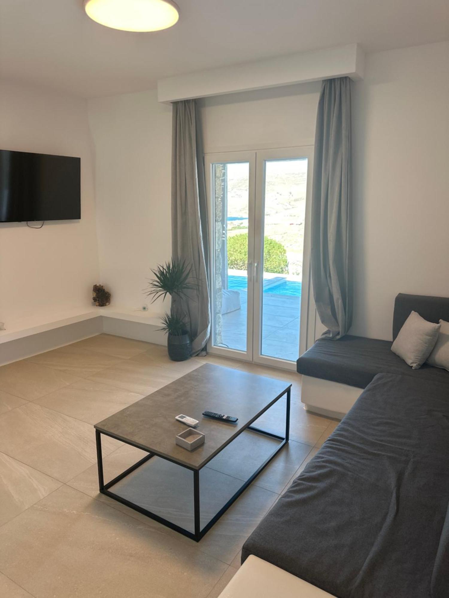 Ene'S Mykonos Apartment Klouvas ภายนอก รูปภาพ
